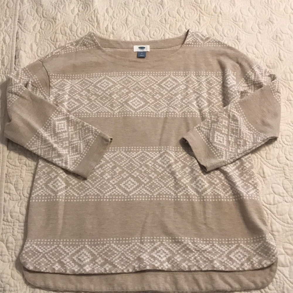 Old Navy graphic tee